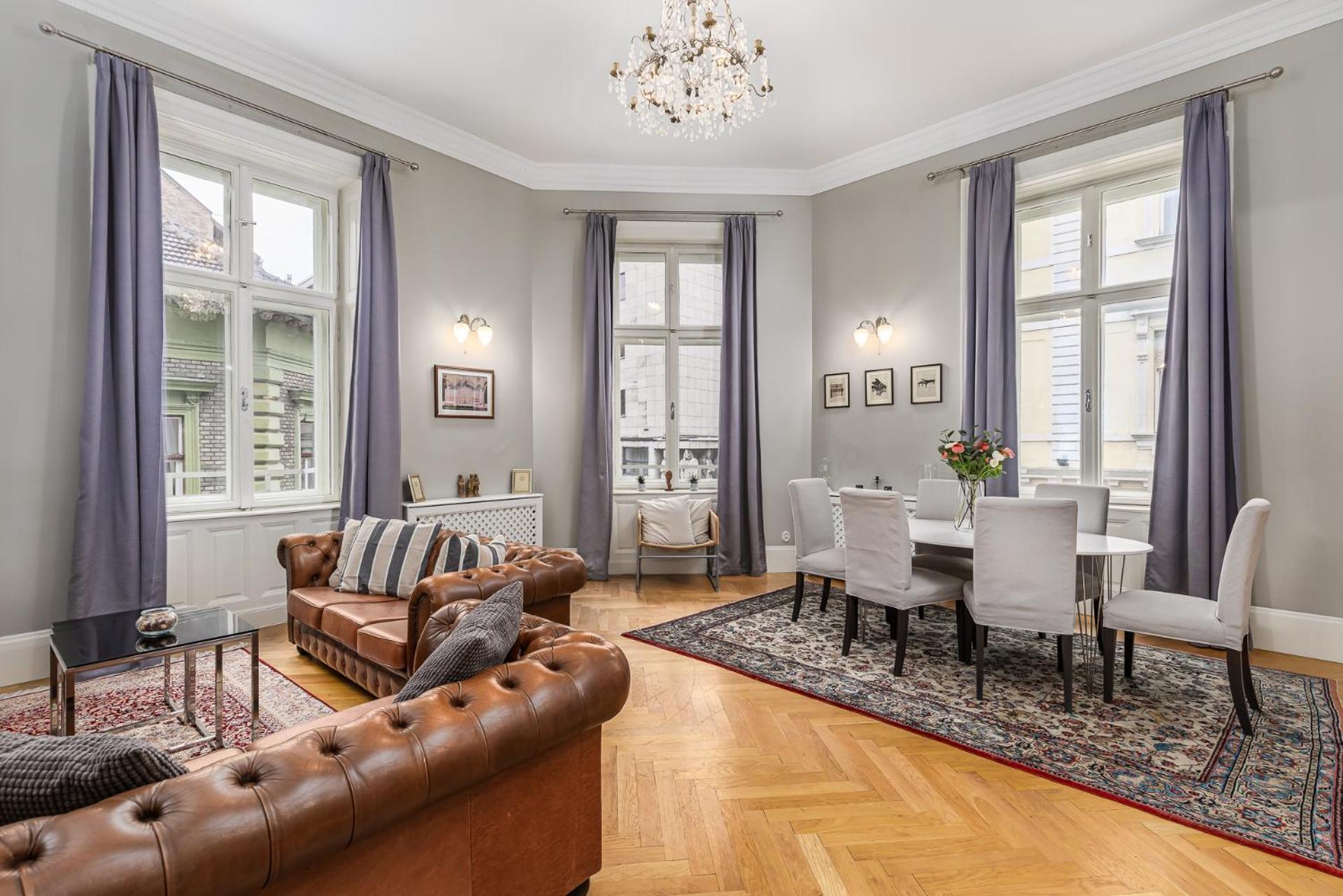 Spacious Victorian Residence By Grand Boulevard Budapest Bagian luar foto
