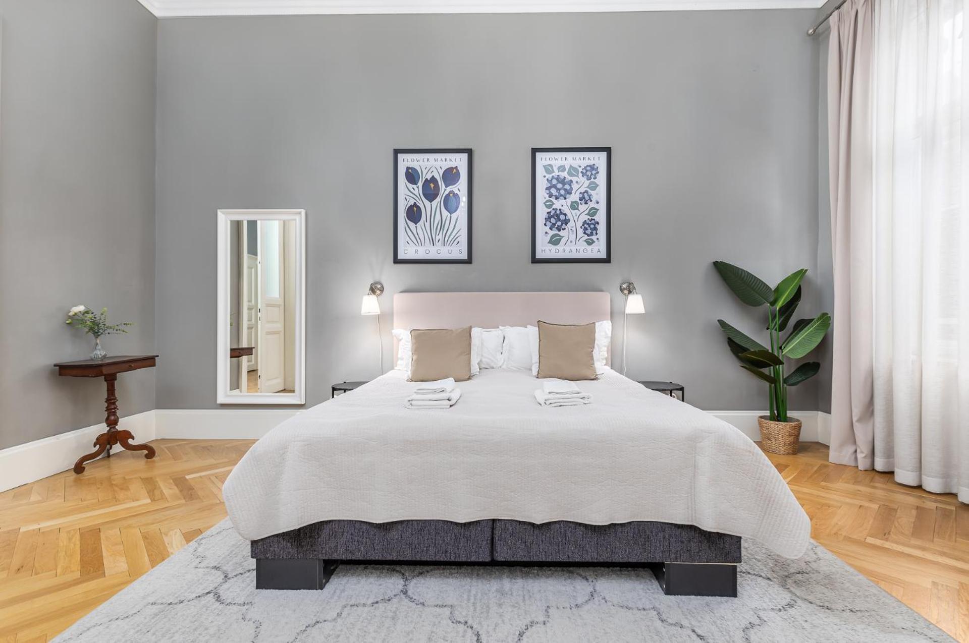 Spacious Victorian Residence By Grand Boulevard Budapest Bagian luar foto