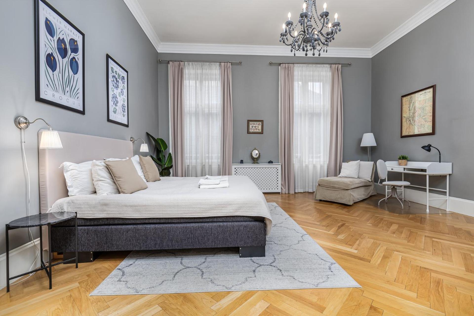 Spacious Victorian Residence By Grand Boulevard Budapest Bagian luar foto