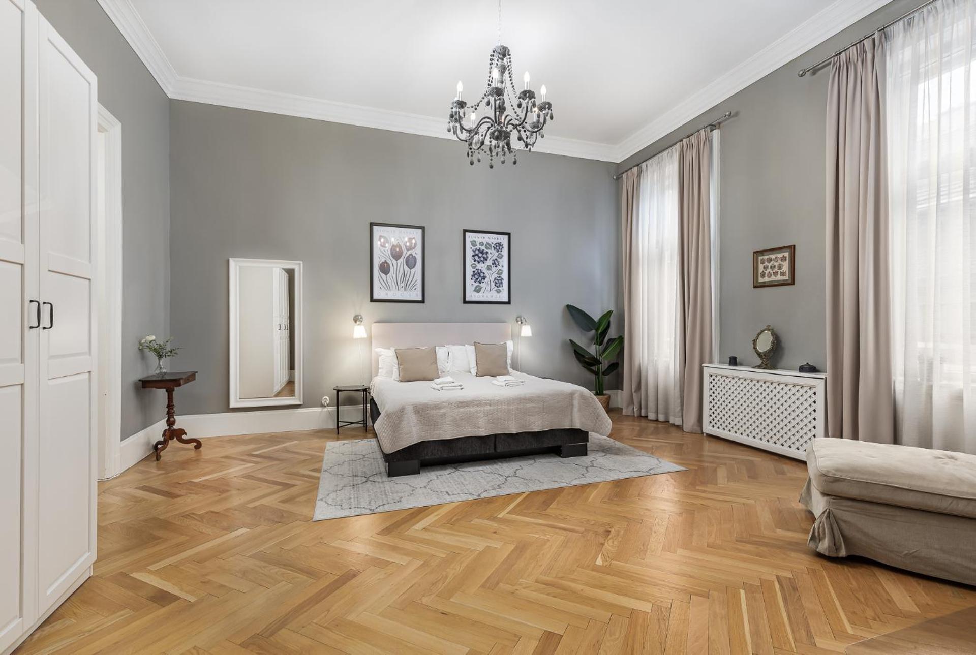 Spacious Victorian Residence By Grand Boulevard Budapest Bagian luar foto