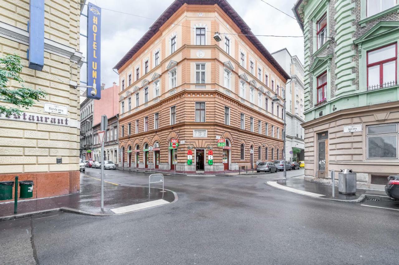 Spacious Victorian Residence By Grand Boulevard Budapest Bagian luar foto